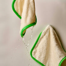 Load image into Gallery viewer, Skin Juice Smudge Budger Microfibre Cleanser Pads